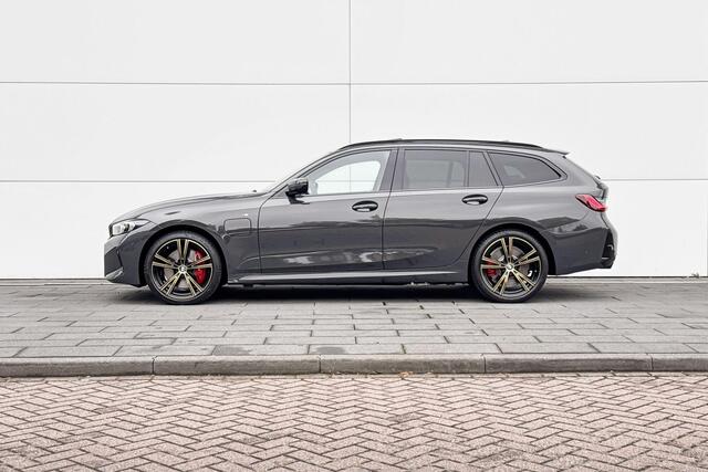 BMW 3-SERIE Touring 330e
