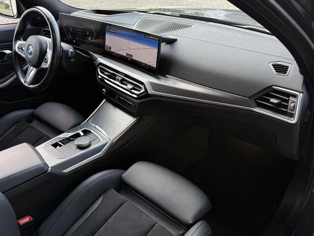 BMW 3-SERIE 320e M SPORT | 19 INCH VELGEN | PANORAMA | M SPORT REMMEN | TREKHAAK | ELEKTR. STOELEN MEMORY |