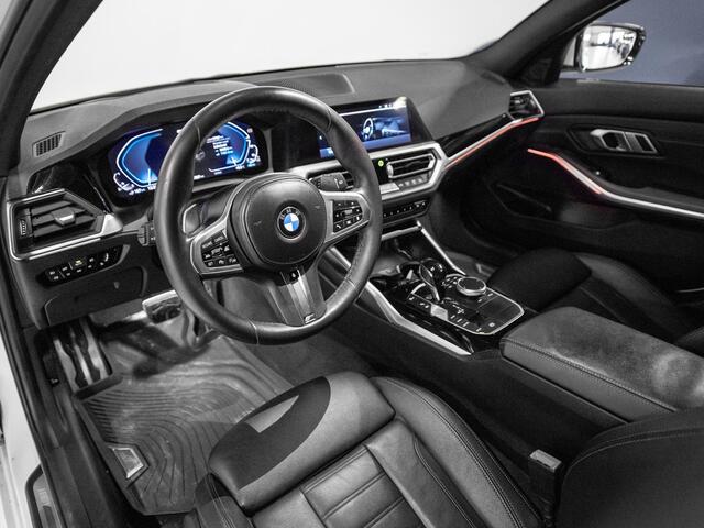 BMW 3-SERIE Touring 330e xDrive High Executive M-Pakket ACC Laser Leer