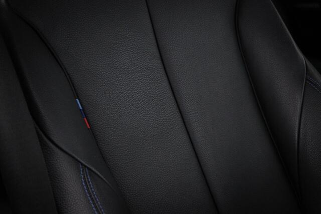 BMW 3-SERIE Touring 318i M-Sport Corporate Lease | LEDER | STOELVERWARMING | 19"