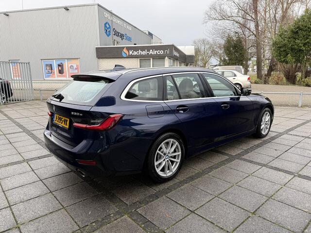 BMW 3-SERIE Touring 330e Aut. eDrive Executive Edition | Trekhaak | Harman Kardon | Stoel Verwarming |