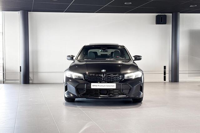 BMW 3-SERIE Sedan M340i xDrive | Glazen Schuif-/kanteldak | Stoelverwarming | Harman Kardon |