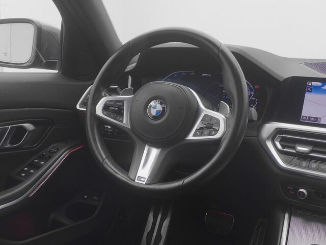 BMW 3-SERIE Touring 330e xDrive High Executive M-Sport | PANO | CAMERA | TREKHAAK