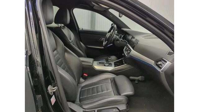 BMW 3-SERIE 320e Aut. Business Ed. Plus | Leder | Camera | Car Play |