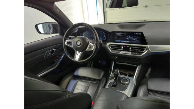 BMW 3-SERIE 320e Aut. Business Ed. Plus | Leder | Camera | Car Play |
