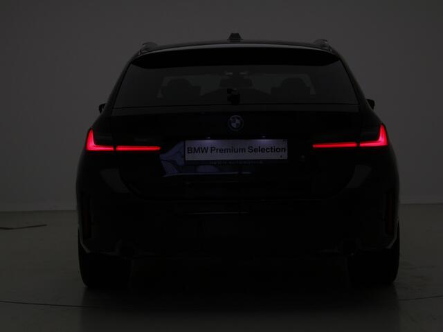 BMW 3-SERIE Touring 330e M-Sport pro | Panorama | 20" Styling 795M | Hifi |