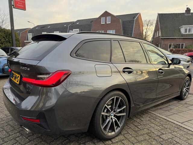 BMW 3-SERIE Touring 330e xDrive High Executive, Pano | M-sport | H&K
