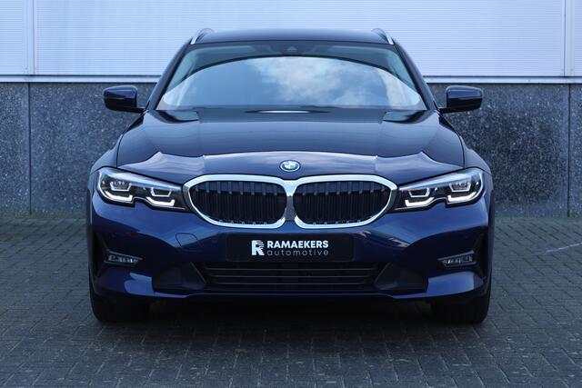 BMW 3-SERIE Touring 330e Business Edition Plus Individual / Leder / LED /