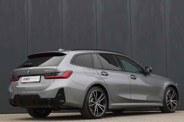 BMW 3-SERIE Touring 330e M Sport Pano Widescreen 360° 19 inch