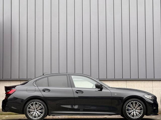 BMW 3-SERIE 330e 292PK M-Sport Shadow Harman-Kardon Camera