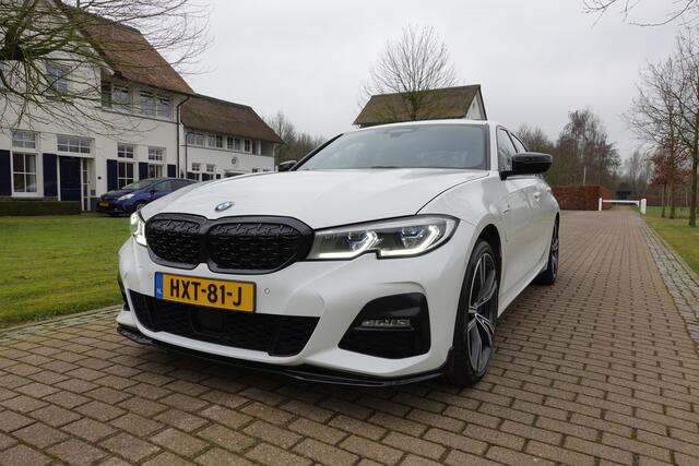 BMW 3-SERIE 330e High Executive