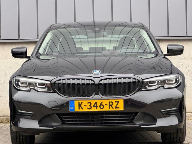 BMW 3-SERIE 320i 184PK Automaat High Executive Virtual Cockpit