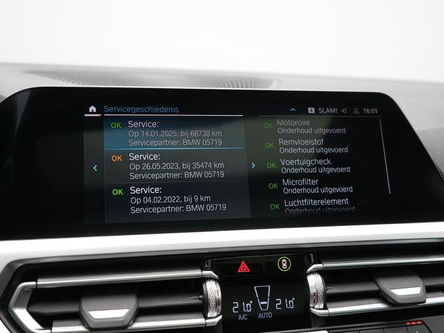 BMW 3-SERIE Touring 330e M Sport Plug In Hybrid 293pk Dealer O.H PHEV | Trekhaak Af Fabriek | Panodak | 360 Camera | Alcantara Sportstoelen Memory & Verwarmd | Apple Carplay | Sfeerverlichting | Virtual | Blis | Navigatie | DAB |