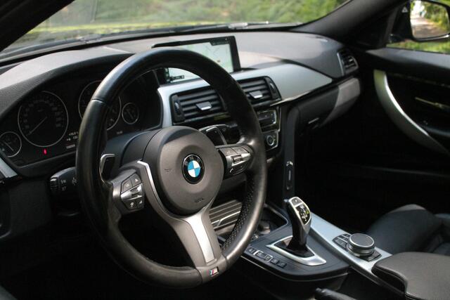 BMW 3-SERIE Touring 330D High Executive | Pano | Trekhaak | 360° camera