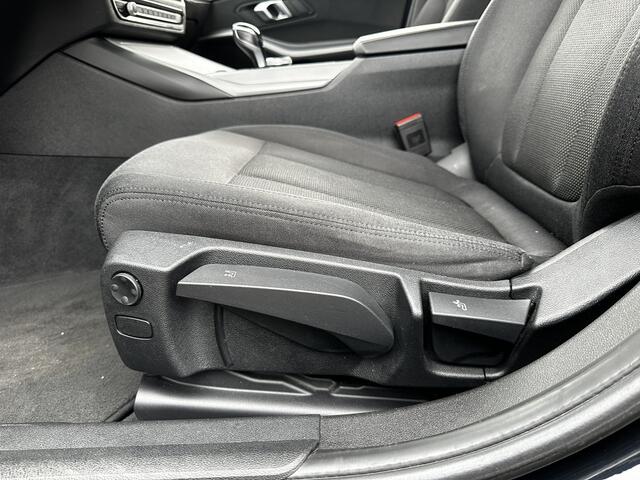 BMW 3-SERIE Touring 318i High Executive Edition |CARPLAY|CLIMA|STOEL VWM|NAVI|PDC