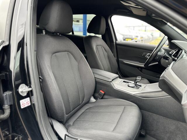 BMW 3-SERIE Touring 318i High Executive Edition |CARPLAY|CLIMA|STOEL VWM|NAVI|PDC