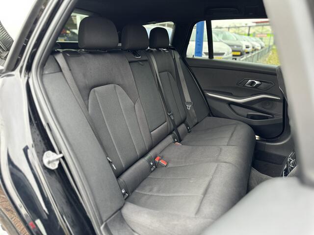 BMW 3-SERIE Touring 318i High Executive Edition |CARPLAY|CLIMA|STOEL VWM|NAVI|PDC