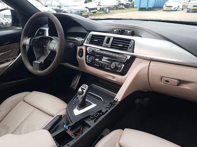 BMW 3-SERIE 320i M Sport Edition