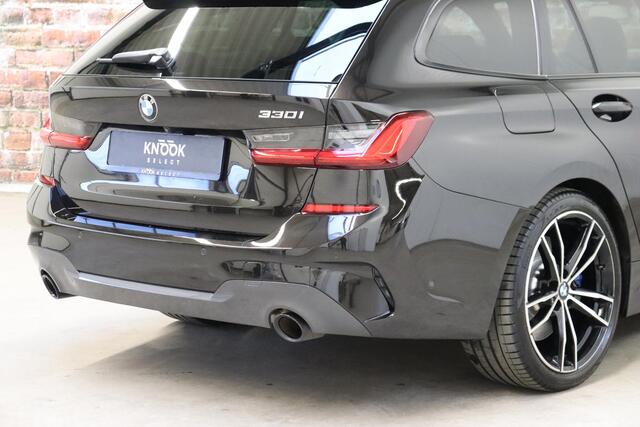 BMW 3-SERIE Touring 330i High Executive M Sport Pakket Automaat / Live Cockpit Professional / Panoramadak / Driving Assistant Professional / M Sport Differentieel / Nappa Leder / Extra Getint Glas / 19 Inch / Harman Kardon / M Sport Remsysteem / Achteruitrijcamera /