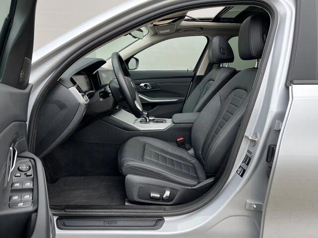 BMW 3-SERIE 320i | 184 PK | NL auto | Laser | Panoramadak | Bijzonder compleet! | 68dkm !