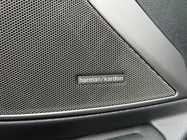 BMW 3-SERIE 320i | 184 PK | NL auto | Laser | Panoramadak | Bijzonder compleet! | 68dkm !