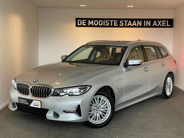BMW 3-SERIE Touring 330e High Executive