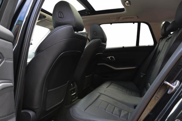 BMW 3-SERIE touring 330e Advantage Pano l Leder l Driver Assistance Pack l Stuur sto