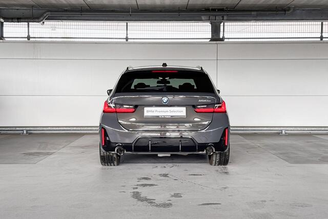 BMW 3-SERIE Touring 330e