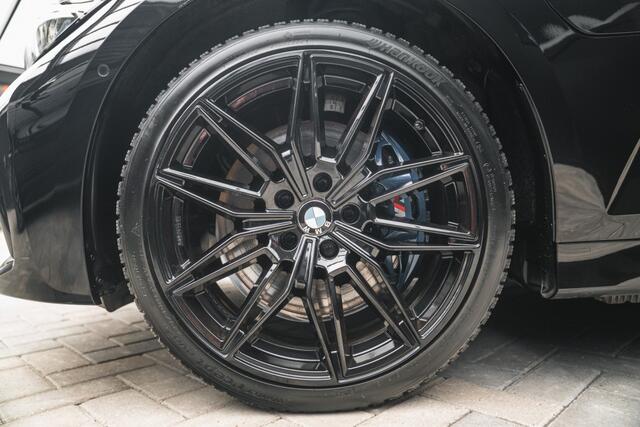 BMW 3-SERIE 330E M, Stuurverw, alcantara,, Harman,