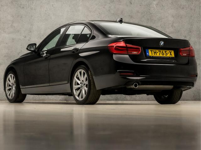BMW 3-SERIE 318i Executive Sportline Automaat (GROOT NAVI, CLIMATE, PARKEERSENSOREN, SPORTSTOELEN, LED KOPLAMPEN, CRUISE, NIEUWE APK, NIEUWSTAAT)