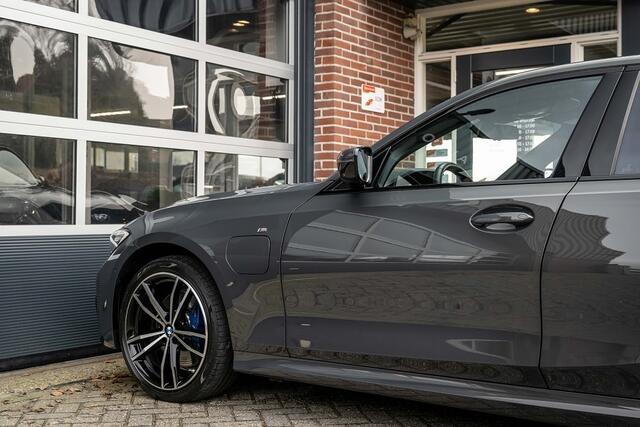 BMW 3-SERIE 330 330e High Executive | NAP | M-Sport | H/K | Laser | ACC | Driving ass. prof | 360° camera | 19' inch |