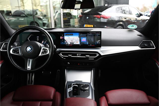 BMW 3-SERIE 330e High Executive M Sport Automaat / Sportstoelen / M Adaptief onderstel / Achteruitrijcamera / Adaptieve LED / Active Cruise Control / Harman Kardon