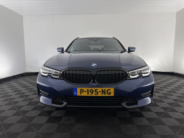 BMW 3-SERIE Touring 320e Business Edition Plus (INCL.BTW) Aut. *LEATHER | FULL-LED | HEATED-SPORTSEATS | DIGI-COCKPIT | HIFI-SOUND | NAVI-FULLMAP | PRIVACY-GLASS | PDC | 17''ALU | TOWBAR*