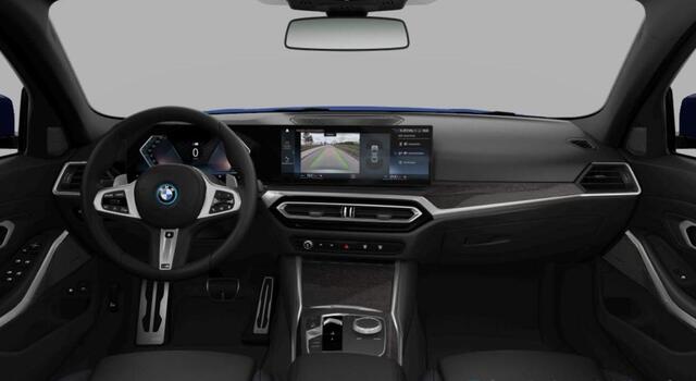 BMW 3-SERIE 330e M-Sport | Schuifdak | Harman Kardon | Stuurverwarming