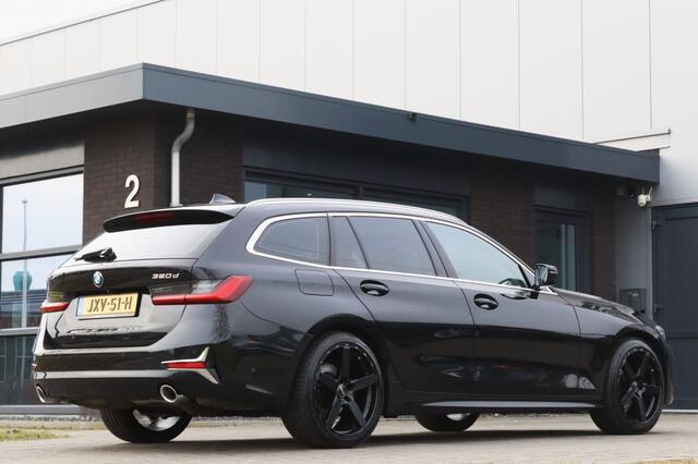 BMW 3-SERIE Touring 320d Luxury Line Pano Leder 19inch Dealer OH.