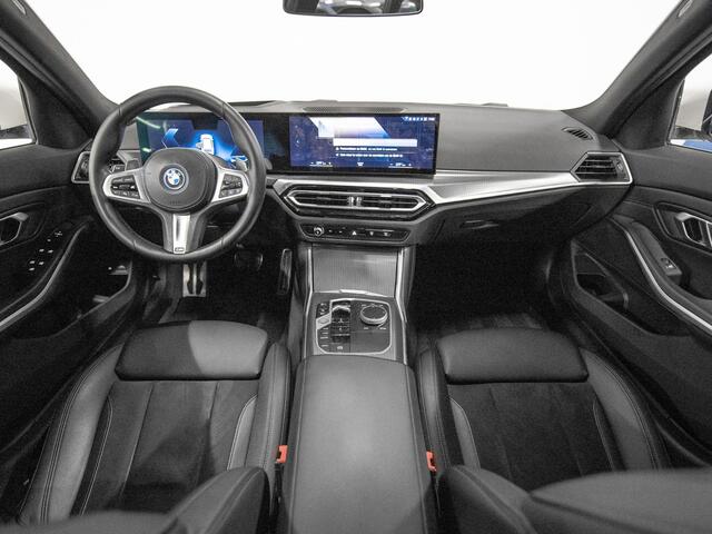 BMW 3-SERIE Touring 320e Facelift M-Pakket ACC Cam