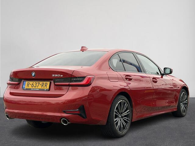 BMW 3-SERIE 330e High Executive | Harman Kardon | Leer + Memory | HUD | ACC | Stoelverw. ( Vestiging - Nieuwegein)
