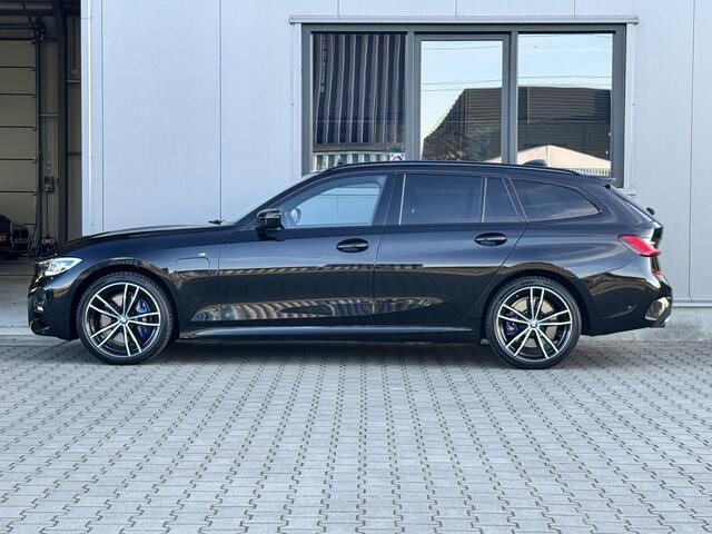 BMW 3-SERIE Touring 330e High Executive 292 PK | Pano | Pilot ass | Laser | 19 inch