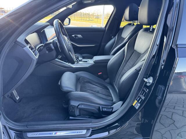 BMW 3-SERIE Touring 330e High Executive 292 PK | Pano | Pilot ass | Laser | 19 inch