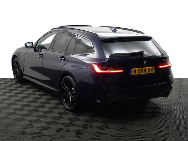 BMW 3-SERIE Touring 330e M Sport Shadowline Aut- Panoramadak, Laser Led, Head Up, Elek Trekhaak, Dealer Onderhouden, Carbon