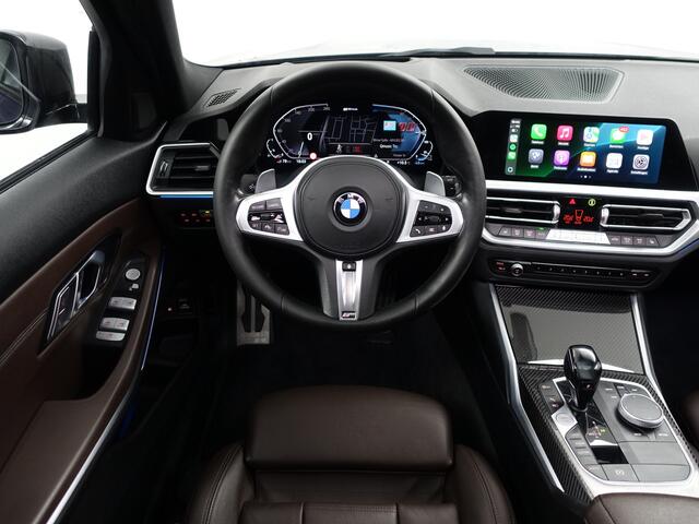 BMW 3-SERIE Touring 330e M Sport Shadowline Aut- Panoramadak, Laser Led, Head Up, Elek Trekhaak, Dealer Onderhouden, Carbon