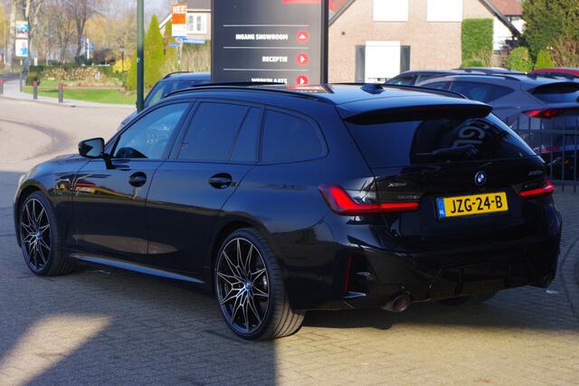 BMW 3-SERIE Touring 330e 293 PK xDrive M-Sport Pro PHEV, Panoramadak, Kuipstoelen, Head-Up, Memory, Adap. Cruise Control