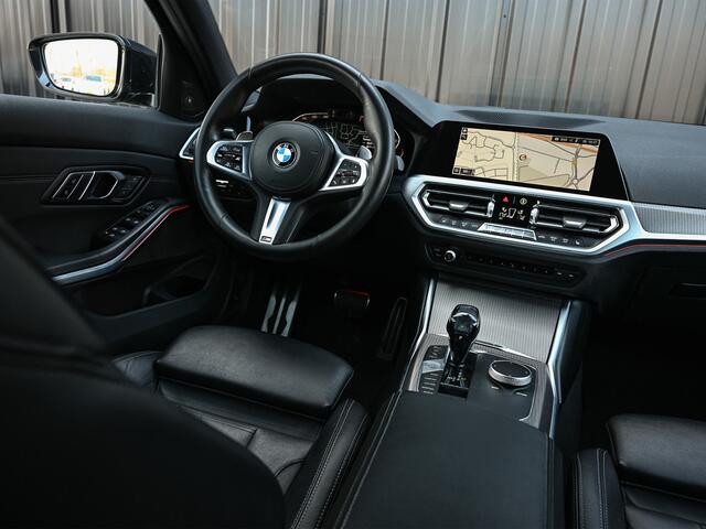 BMW 3-SERIE 330i High Executive 259pk M-Sport | M Sportbrake | M Suspension | Comfort Access | Schuif -/- Dak | Memory Seats | Ambiance Light | Laser Light | 360 Camera | Head-Up | Harman/Kardon |