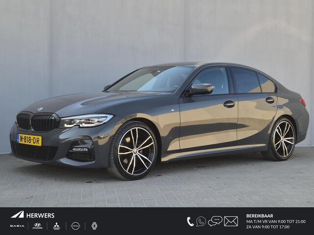 BMW 3-SERIE 320i Business Edition M Sport Automaat / Dealer onderhouden / Stoelverwarming / Trekgewicht 1600 kg / Apple Carplay Android Auto / Cruise control / Keyless Entry/Start / Climate control / Parkeersensoren voor en achter /