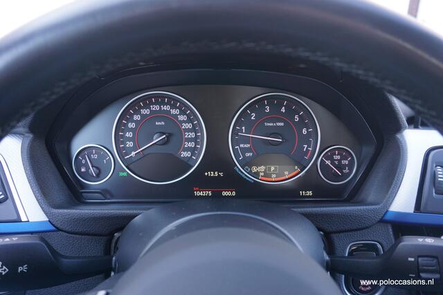 BMW 3-SERIE 320i Automaat | M-Performance | NL Auto | Alcantara |