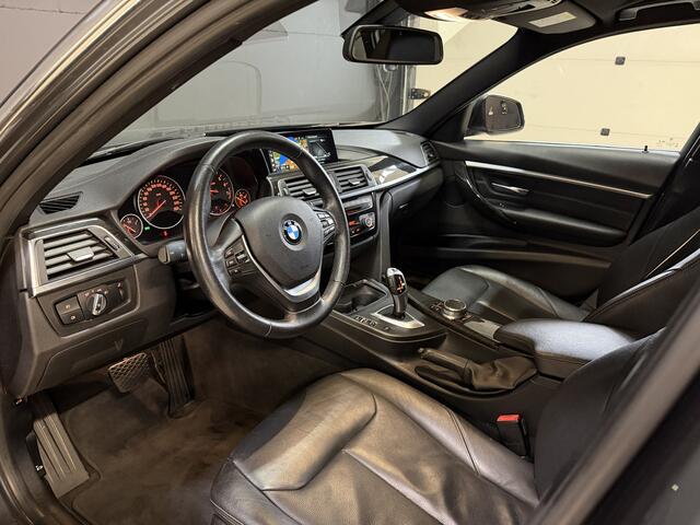 BMW 3-SERIE Touring 318i High Executive Automaat | Leder | Stoelverwarming | Full LED | Navi | PDC V+A