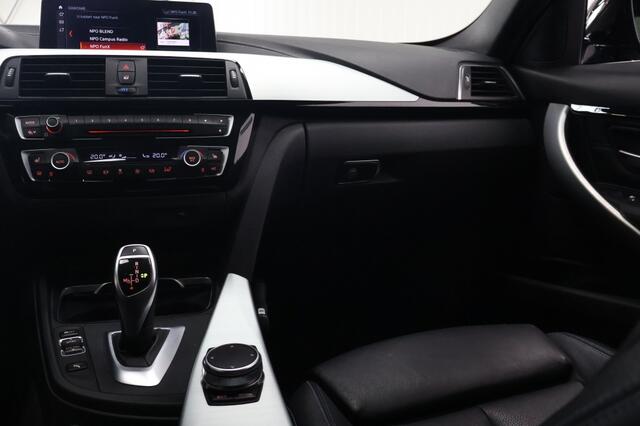 BMW 3-SERIE 320i M sport Edition | Schuifdak | LED | Leder | Camera