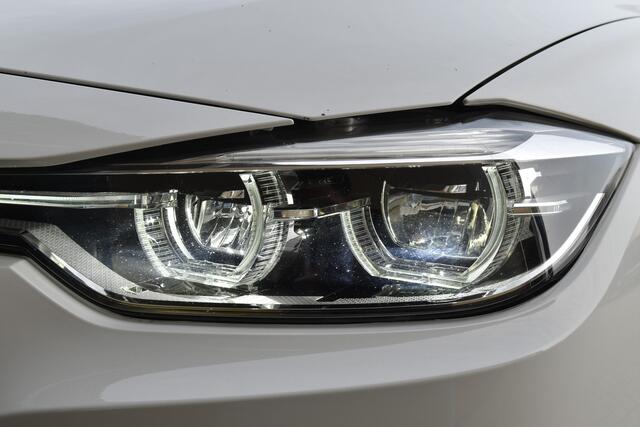 BMW 3-SERIE Touring 320i High Executive * M-Sport * Leder * LED * M-onderstel * Trekhaak *