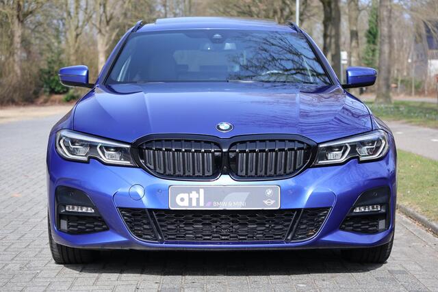 BMW 3-SERIE Touring 330i xDrive High Executive M-pakket | Pano | HUD | 19" | Laser | Keyless | Hifi | Camera | DAB | Elektr. stoel + mem | Alarm kl.3 | Etc.