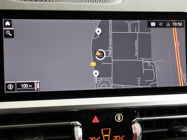 BMW 3-SERIE 320i High Executive Edition | Cruise Control | LED | Navigatie!